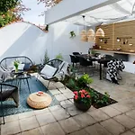 Great Chill Boutique #11 By Goodnite Cz