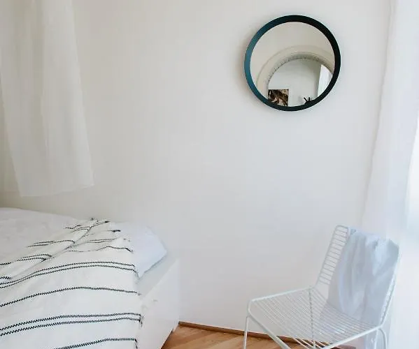 Great Chill Boutique #11 By Goodnite Cz برنو